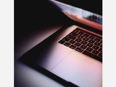 Bad Apple: LI Woman Wires $4K To Phone Scammer Posing As Tech Support