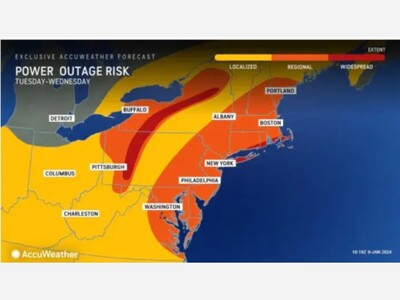 Monitoring: Regions with Elevated Risk of Power Outages and Flooding